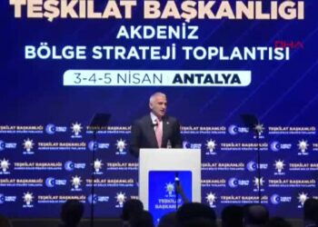 Bakan Ersoy: Artık her yıl kendini aşan ve yeni rekorlar kıran bir Türk turizmi var