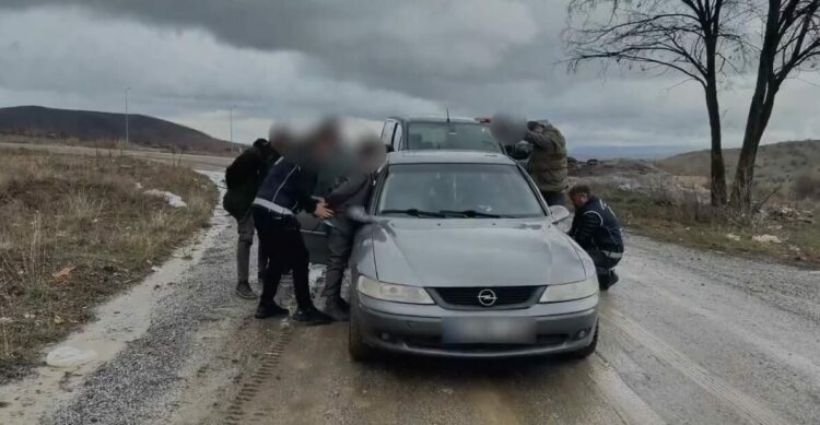 Yozgat'ta 3 kaçak göçmen yakalandı
