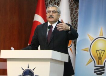 AK Partili Yayman: CHP milletle kavgalı, kendisiyle kavgalı