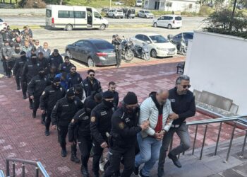 19 kaçak göçmenin öldüğü bot faciasında 16 şüpheli adliyeye sevk edildi