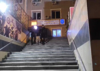 İstanbul'da çeşitli suçlardan 21 aranması bulunan firari hükümlü yakalandı