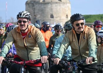 Çanakkale'de pedallar 'şehitlere saygı' için çevrildi