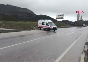 Takla atan otomobildeki 3 kişi yaralandı