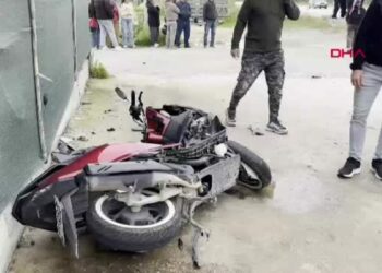 Otomobille çarpışan motosikletin sürücüsü öldü