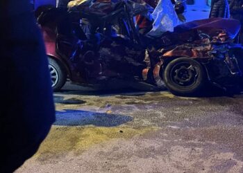 Adana’da minibüs ile otomobil çarpıştı: 1 ölü