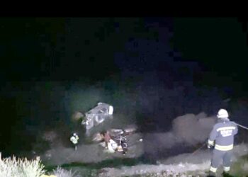 Tekirdağ'da deniz kenarına düşen otomobilde 3 kişi yaralandı
