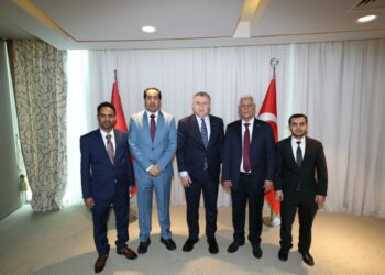Bakan Bak’tan Antalya’da yoğun spor diplomasisi