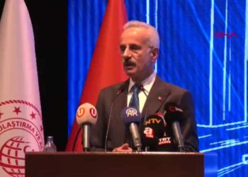 Bakan Uraloğlu: Bölünmüş yol ağımızı 38 bin kilometrenin üzerine ulaştırmayı hedefliyoruz