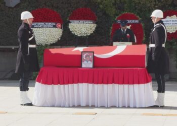 Şehit polis memuru Seçkin Yalçın için İstanbul Emniyet Müdürlüğü’nde tören düzenlendi