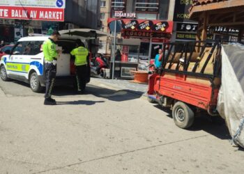 Plakasız motosiklet ve triportörün sürücülerine 126 bin lira ceza