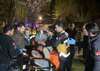 Nevşehir’de parkta bıçaklı kavga: 3 yaralı