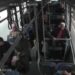 Belediye otobüsünde fenalaşan yolcuyu şoför hastaneye yetiştirdi; o anlar kamerada