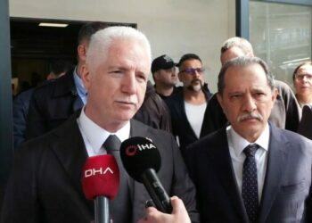 Vali Gül, yaralanan 2 polisi hastanede ziyaret etti / Geniş haber