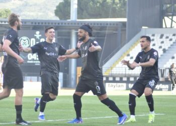 Manisa FK gönül aldı
