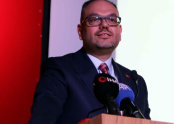 Şahin: Vatandaşımızın devlete açılan kapısı olmaya devam ediyoruz