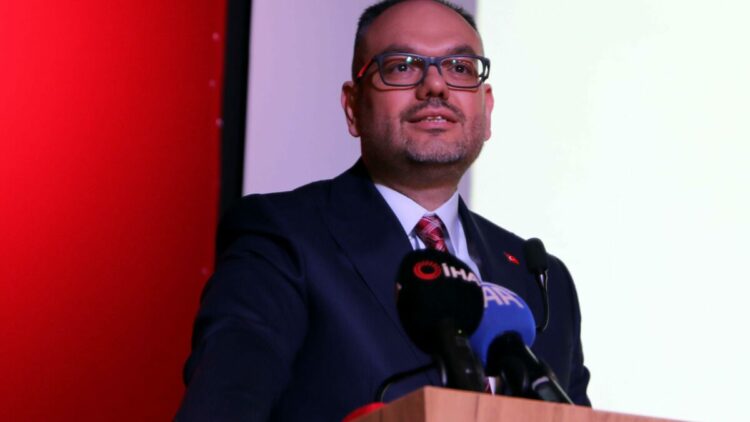 Şahin: Vatandaşımızın devlete açılan kapısı olmaya devam ediyoruz