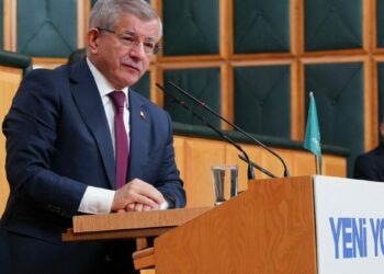 Davutoğlu: Sayın Erdoğan'a mektup yazdım