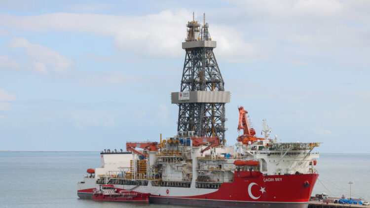 Çağrı Bey sondaj gemisi, Somali'de karşılanacak