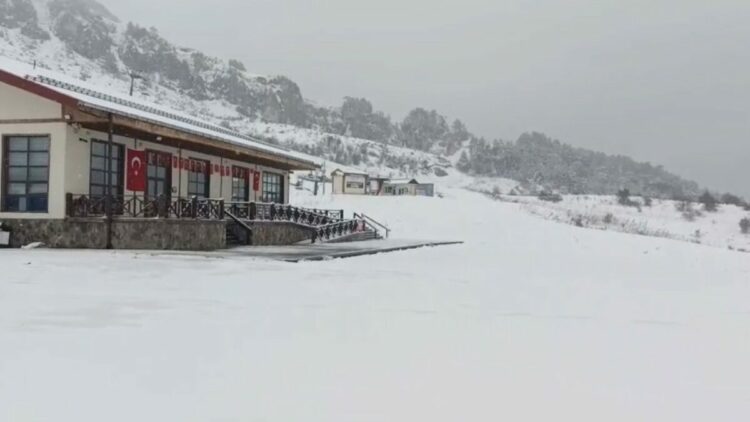 Keltepe, beyaza büründü