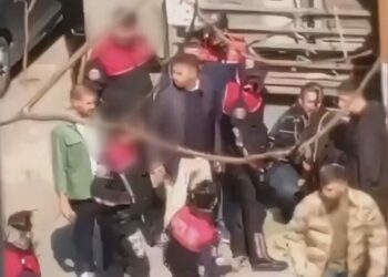 İsrail Konsolosluğu önündeki çatışmada şüphelilerden birinin yakalandığı anlar kamerada