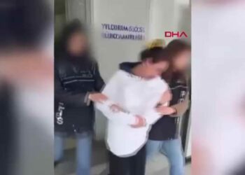 Bursa'da hırsızlık suçundan 108 yıl hapis cezası bulunan firari kadın yakalandı