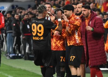 Galatasaray, Göztepe engelini aşarak moral buldu