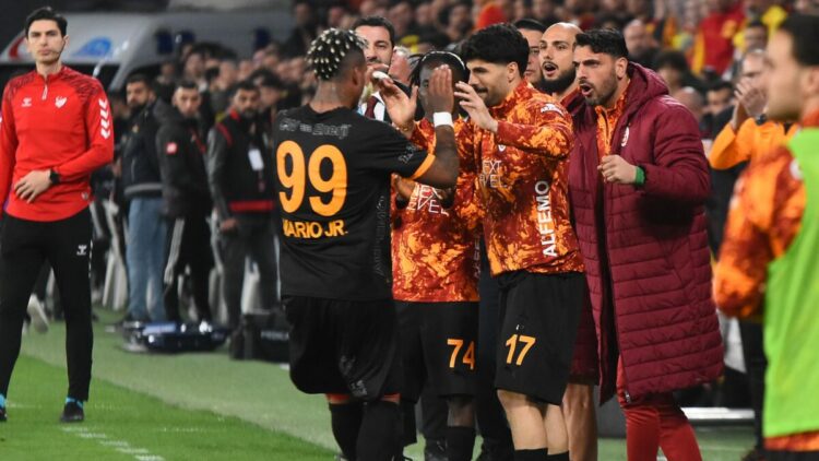 Galatasaray, Göztepe engelini aşarak moral buldu