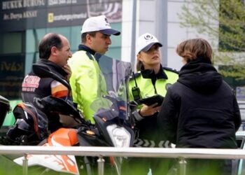 Düzce'de polislere sosyal deney