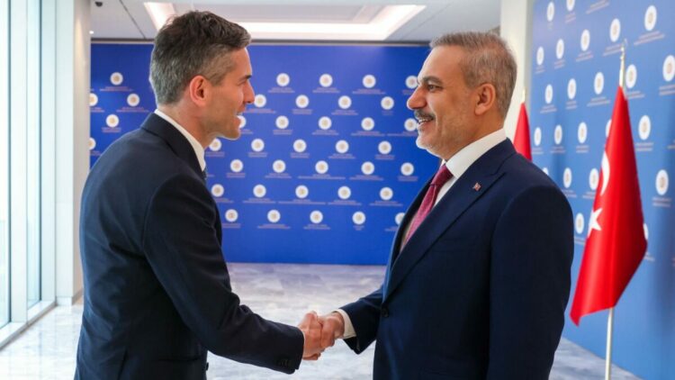 Bakan Fidan, Hollandalı mevkidaşı Berendsen ile görüştü