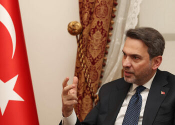 Bakan Bayraktar: Yeni enerji mimarisine ihtiyaç olduğu bu krizle ortaya çıktı