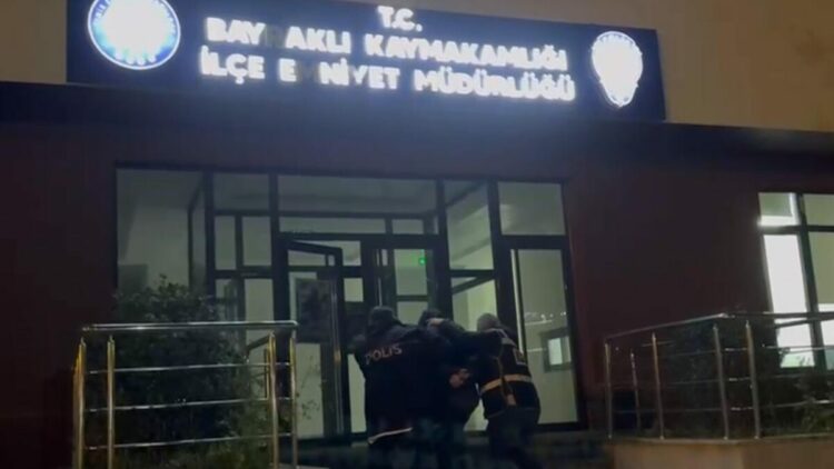 İzmir’de 102 bin sentetik hap ele geçirildi