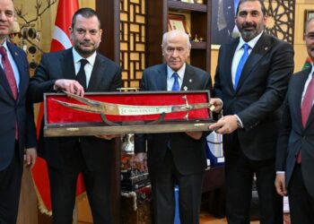Ertuğrul Doğan’dan Bahçeli’ye ziyaret