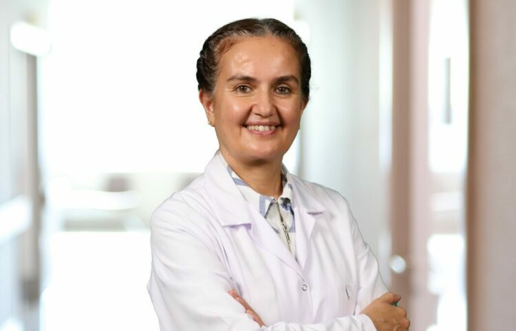 ‘Parkinson 50 yaşından gençlerde de görülebilir’