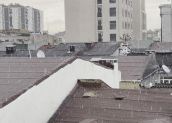 İstanbul'da bazı ilçelerde dolu etkili oldu