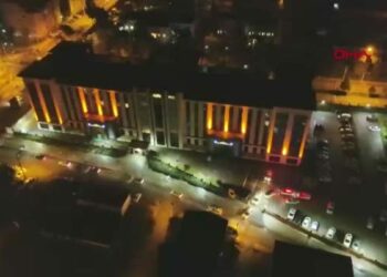 Çanakkale merkezli 3 ilde 'yasa dışı bahis' ve 'dolandırıcılık' operasyonu: 5 gözaltı