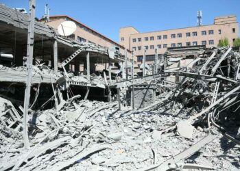 İran: ABD ile İsrail'in saldırılarında 125 bin 630 sivil birim hasar gördü