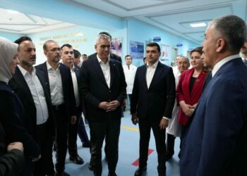 Bakan Memişoğlu, Özbekistan’da Buhara Tıp Merkezi’ni ziyaret etti