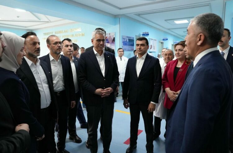 Bakan Memişoğlu, Özbekistan’da Buhara Tıp Merkezi’ni ziyaret etti