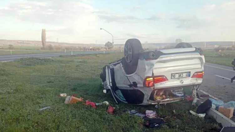 Kırklareli'de iki otomobil çarpıştı; 1 ölü, 4 yaralı