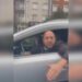 Beylikdüzü'nde araçta çocuğu olan kadının otomobiline saldıran sürücü kamerada