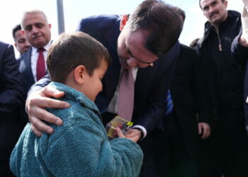 Bakan Kurum’dan Çorum’da esnaf ziyareti