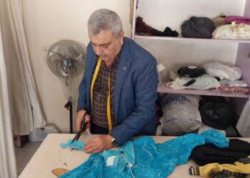 Hataylı 46 yıllık terzi: Meslek yok olmasın