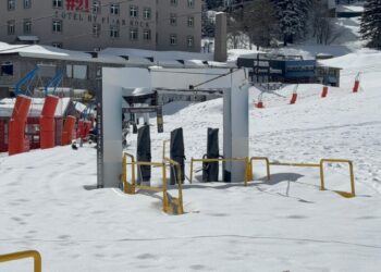 Uludağ'da kar var, tatilci yok