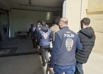 Diyarbakır merkezli 8 ilde ‘bungalov dolandırıcılığı’ operasyonu; 9 tutuklama