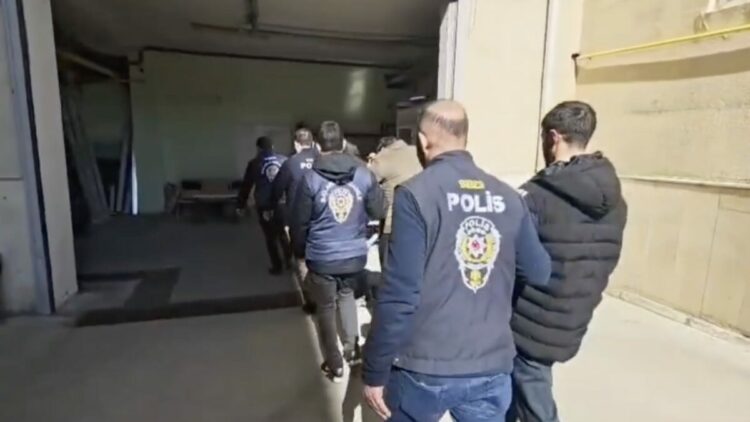 Diyarbakır merkezli 8 ilde ‘bungalov dolandırıcılığı’ operasyonu; 9 tutuklama