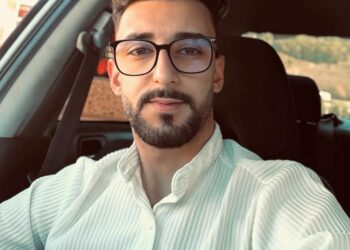 Minibüsle çarpışan motosikletin sürücüsü hayatını kaybetti