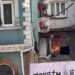 Beyoğlu'nda 5 katlı binada çıkan yangın söndürüldü