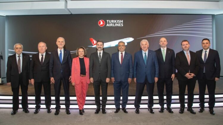 THY’de devir teslim töreni yapıldı