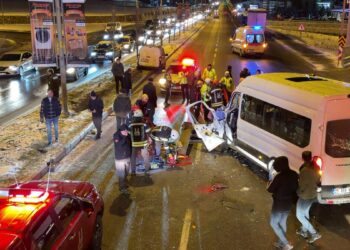 Erzurum’da buzlanma nedeniyle meydana gelen kazalarda 5 kişi yaralandı