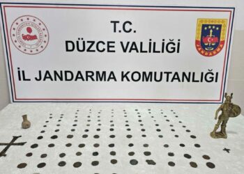 Düzce'de 136 parça tarihi eser ele geçirildi; 2 gözaltı